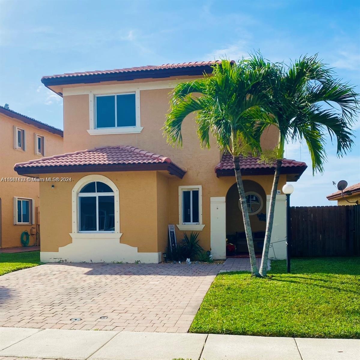 Property for Sale at 2526 Ne 41st Ave, Homestead, Miami-Dade County, Florida - Bedrooms: 3 
Bathrooms: 3  - $435,000