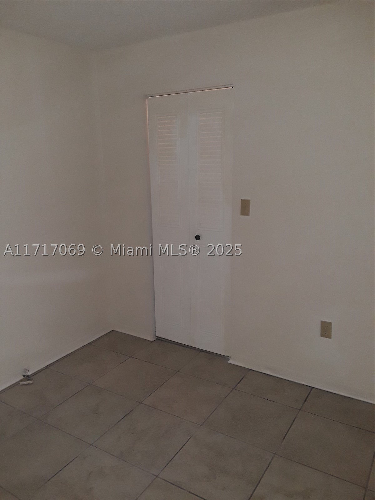 8267 SW 128th St 105