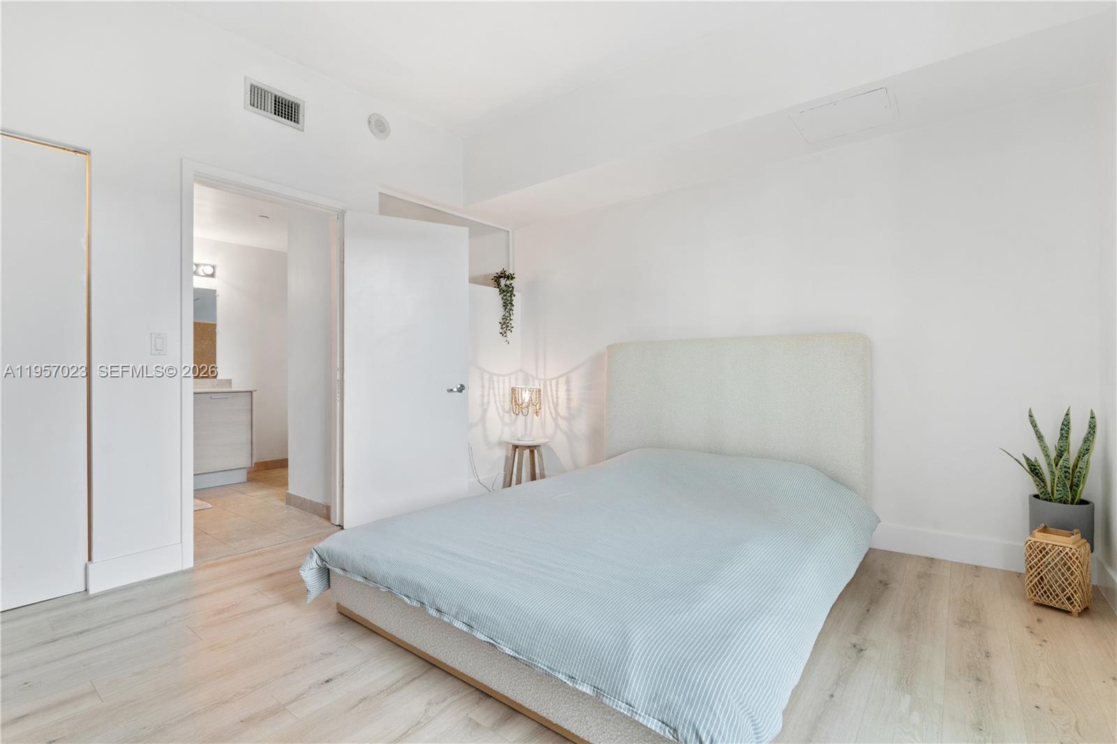 CITY 24 CONDO - Residential