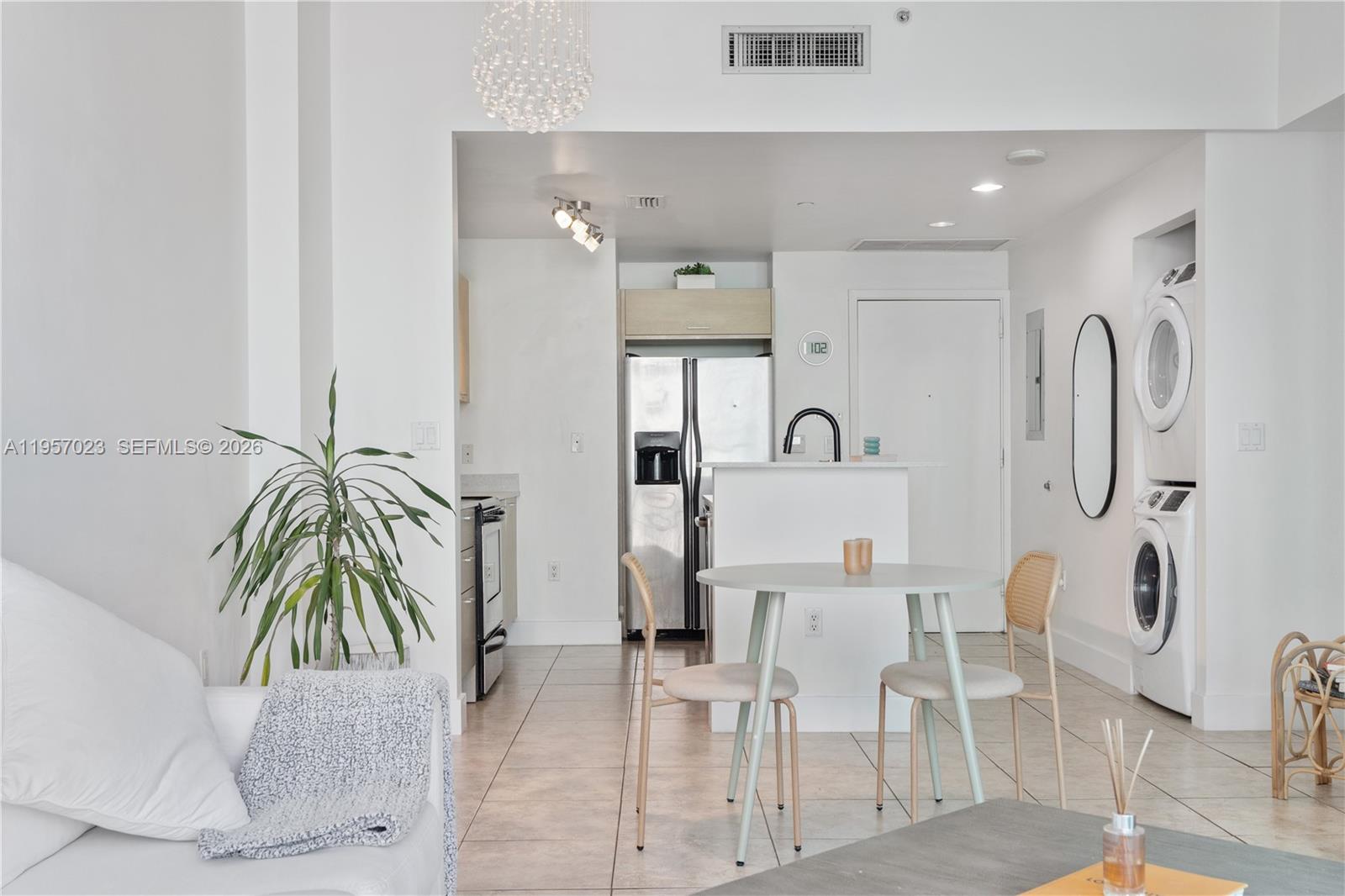 CITY 24 CONDO - Residential