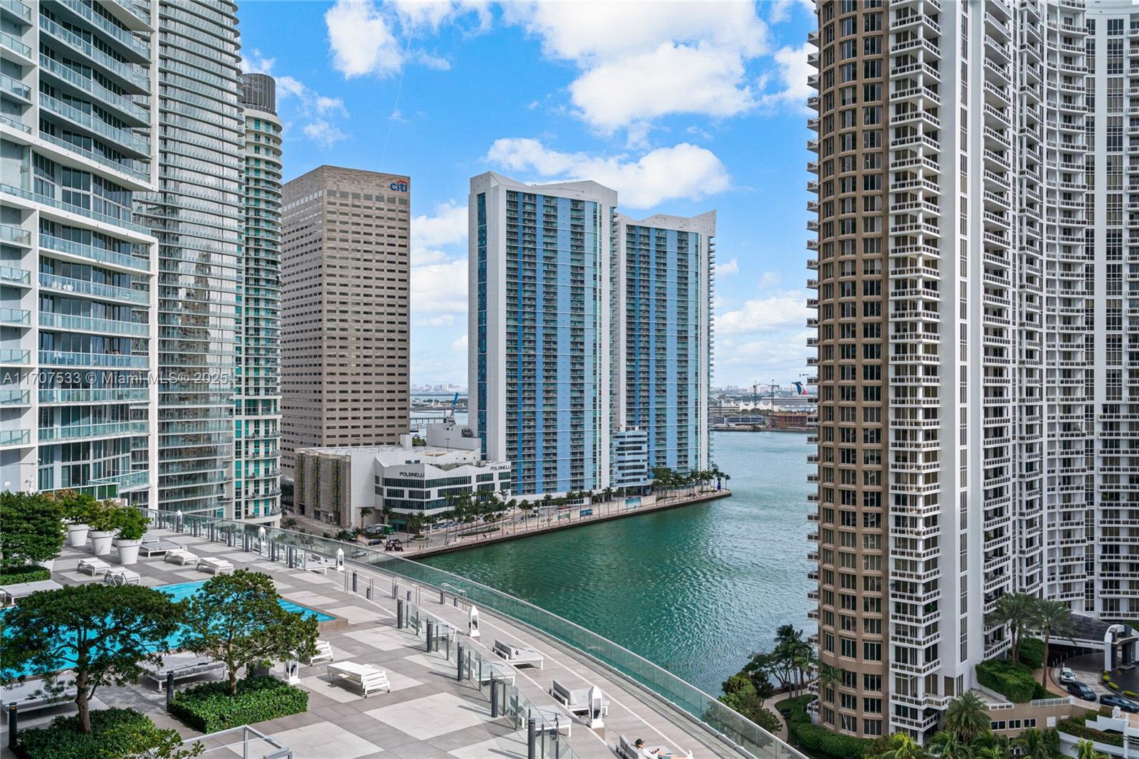 ICON BRICKELL NO TWO - Residential