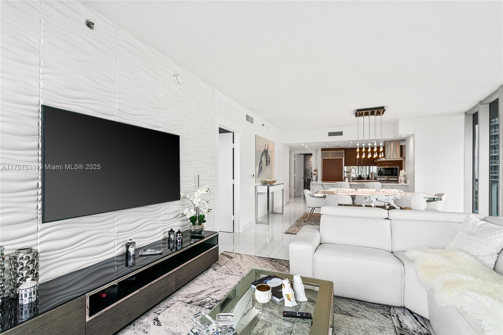 ICON BRICKELL NO TWO - Residential