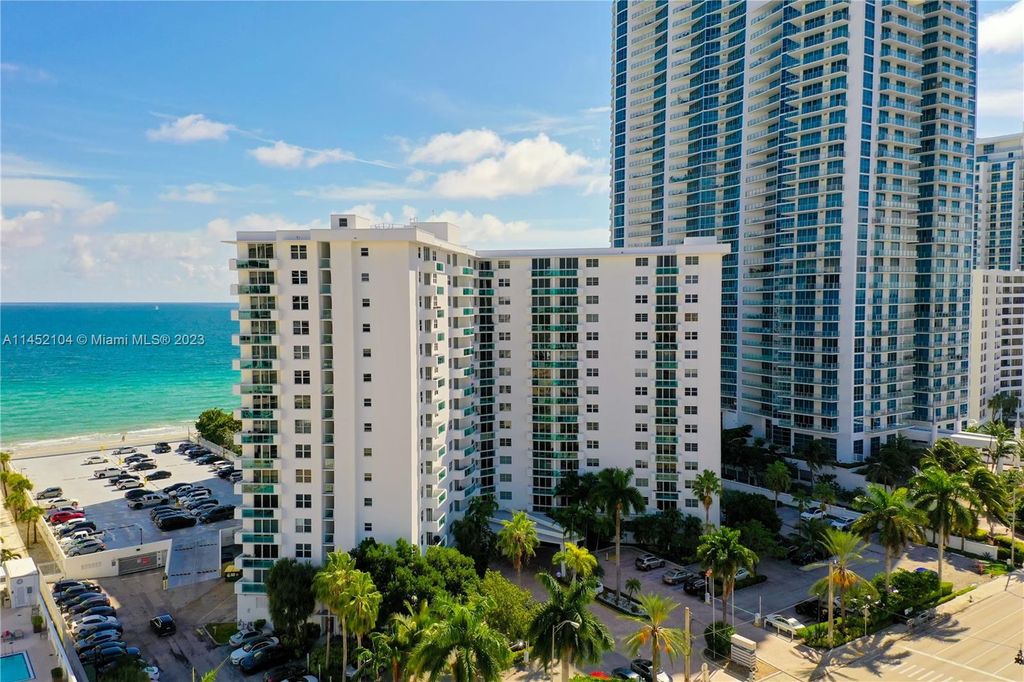 Photo of 3001 S Ocean Dr #335, Hollywood, FL 33019 (MLS # A11452104)