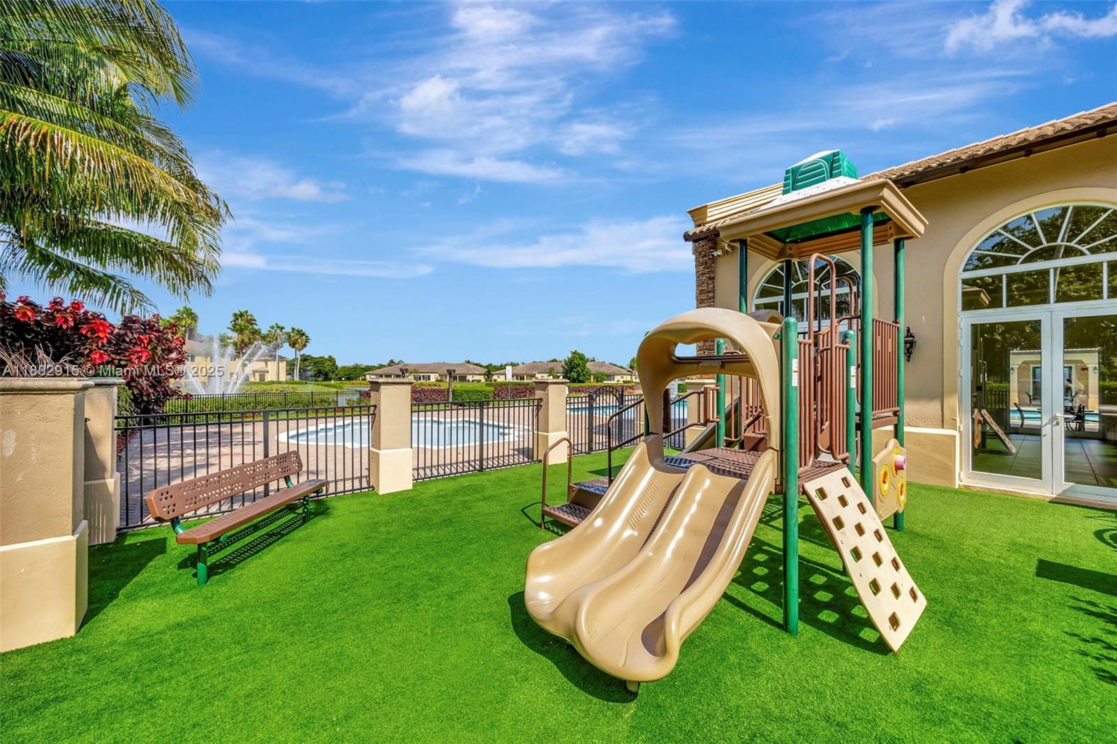 MARIANAS HOMES - Residential