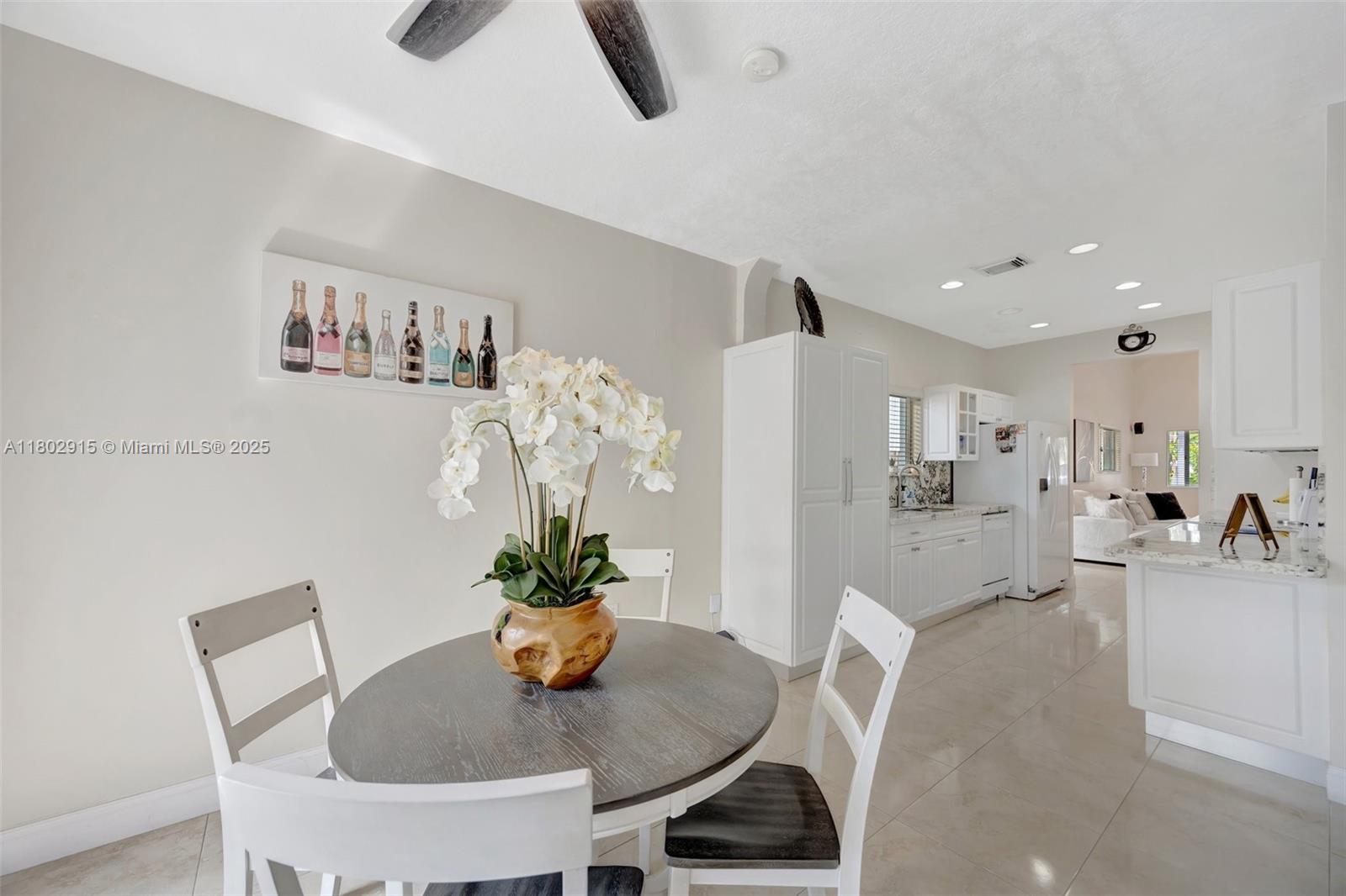 MARIANAS HOMES - Residential