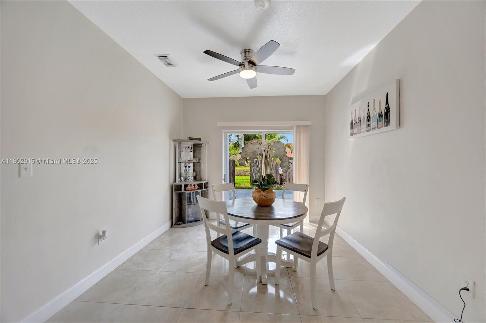 MARIANAS HOMES - Residential