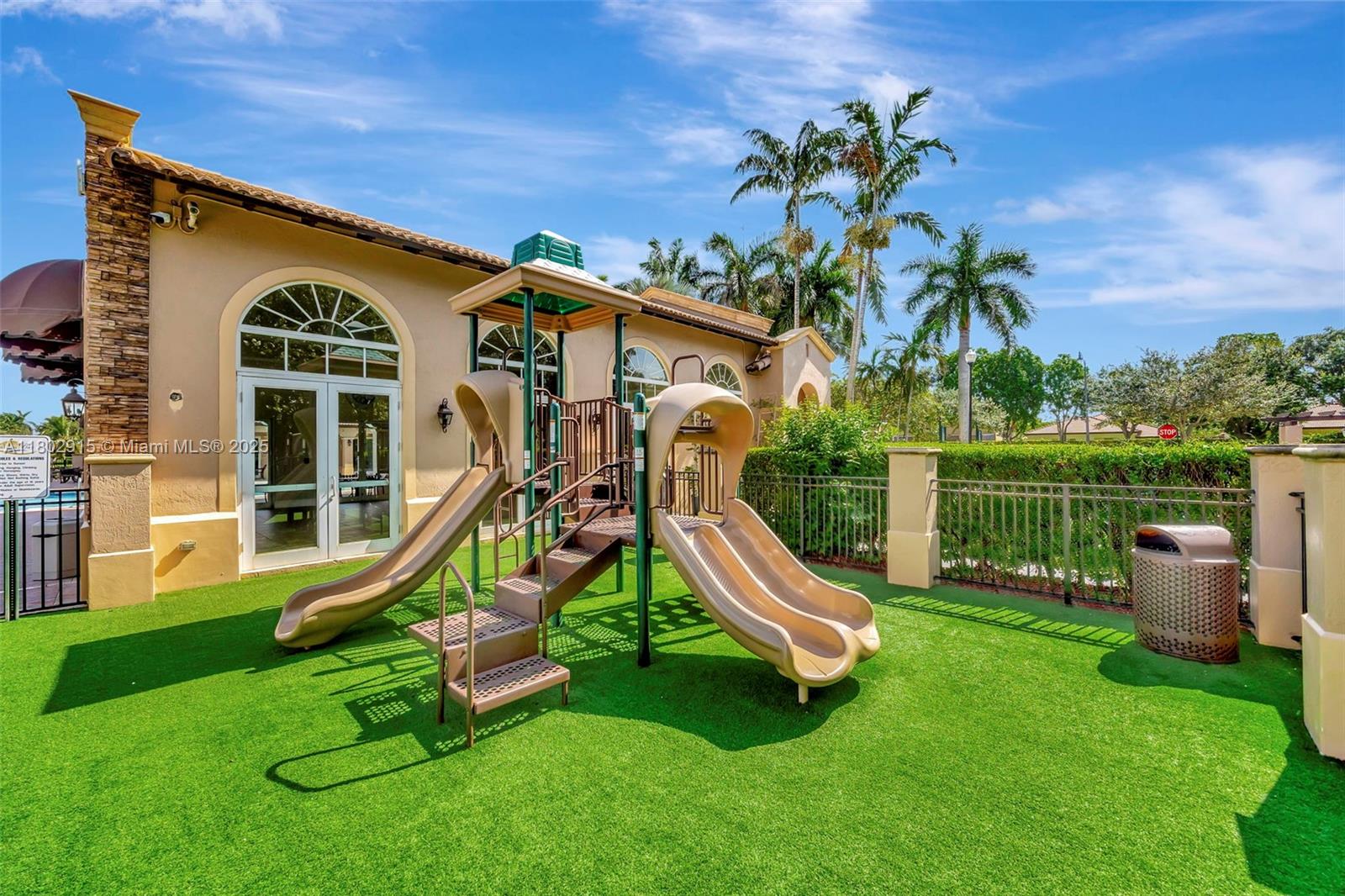 MARIANAS HOMES - Residential