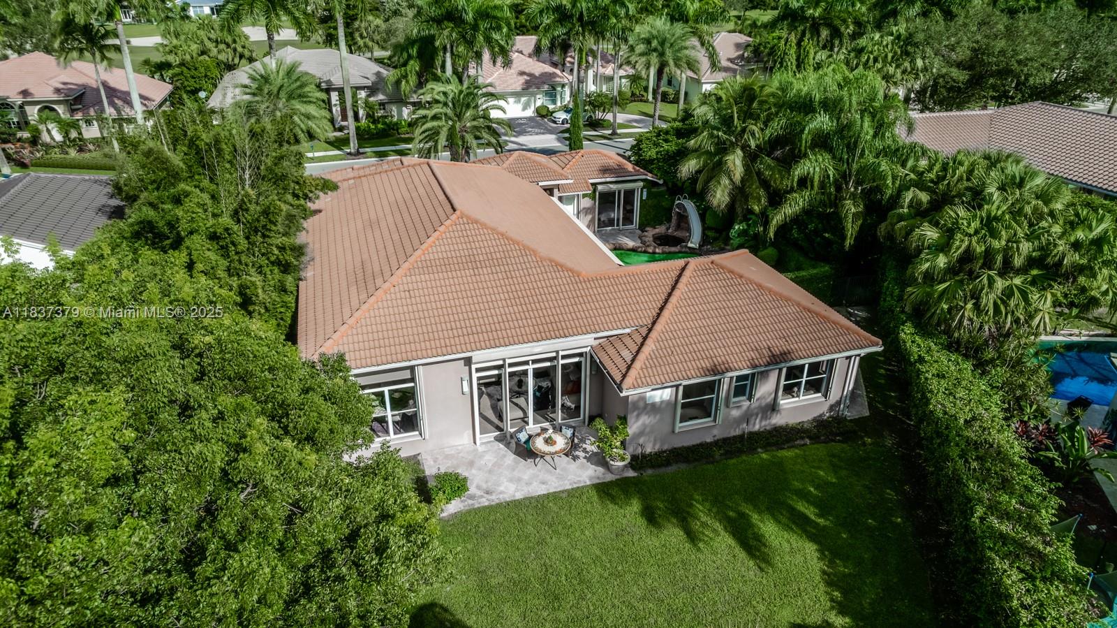 SECTOR 7 - Residential Lease