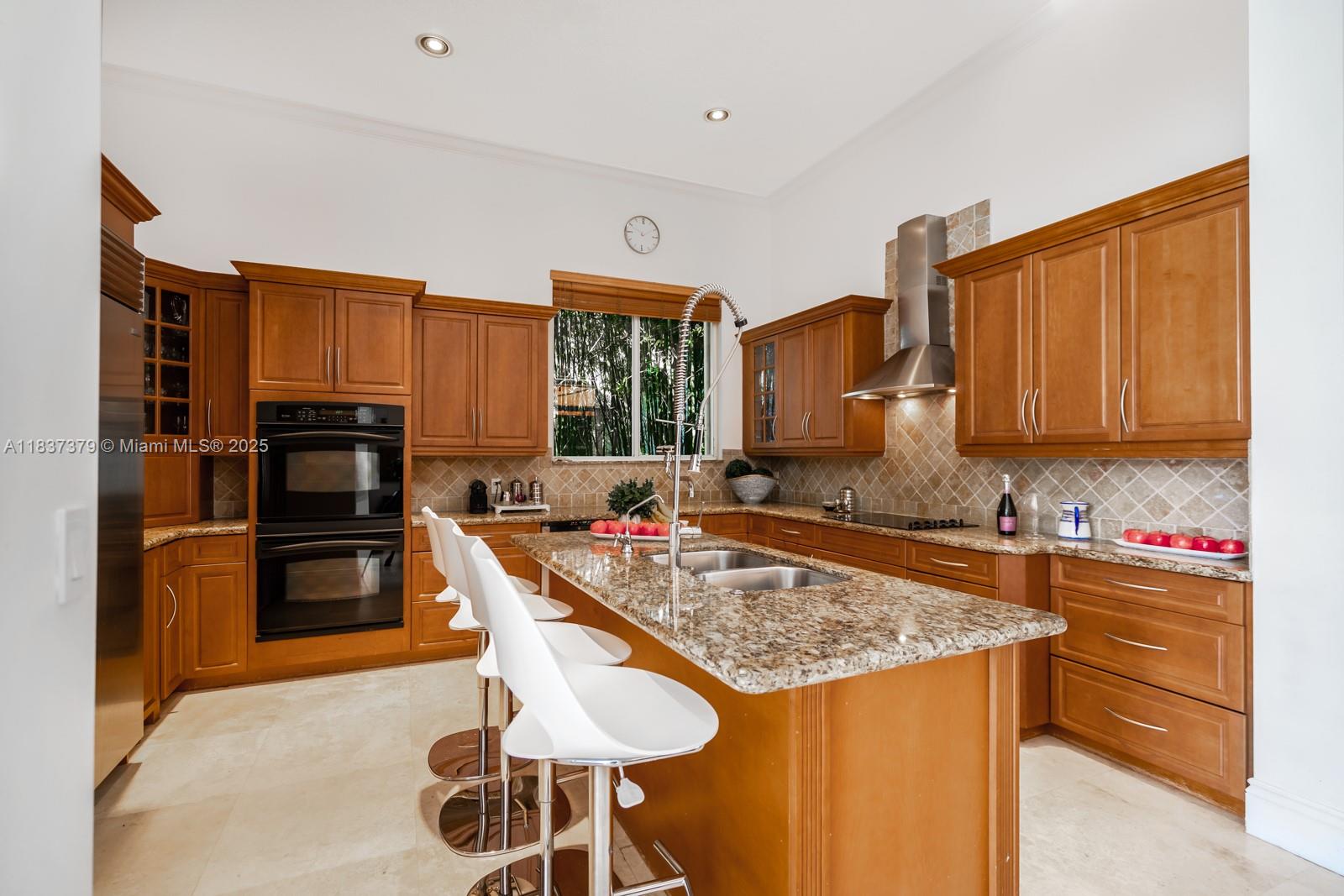 SECTOR 7 - Residential Lease