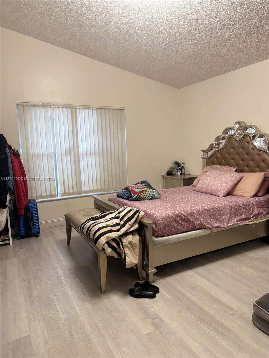 MAPLE RIDGE - Residential Lease