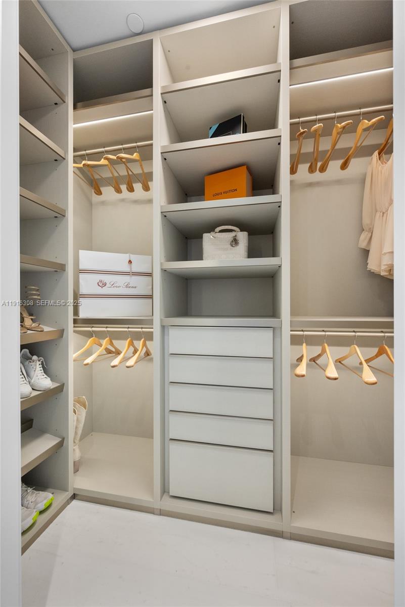 Aston Martin Residences - Residential