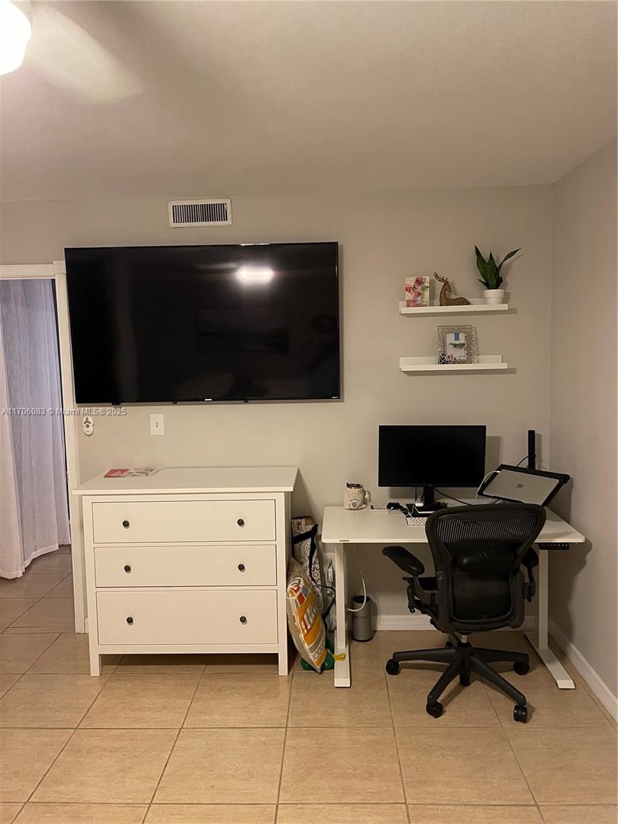 INTRACOASTAL POINT CONDO - Residential