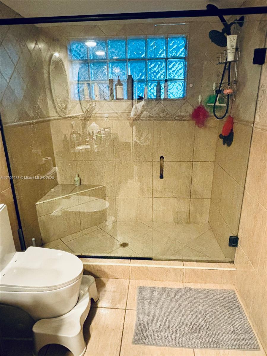 INTRACOASTAL POINT CONDO - Residential