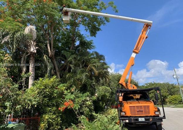 with over eight years of experience and a solid reputation in providing high-quality residential and commercial services in Miami-Dade. The firm has a team of professional experts trained in a range of tree-related services, from pruning and removal to emergency services. The company manages a database of 150 clients and operates a fleet of specialized vehicles that includes two trucks with hydraulic lifting baskets, a chipper, and a stump grinder. The company complies with all legal regulations and maintains insurance coverage appropriate to its obligations. The acquisition of this company presents an attractive opportunity for investors and entrepreneurs looking for a stable and profitable business in the tree service industry. The seller will train the buyer for the necessary time.