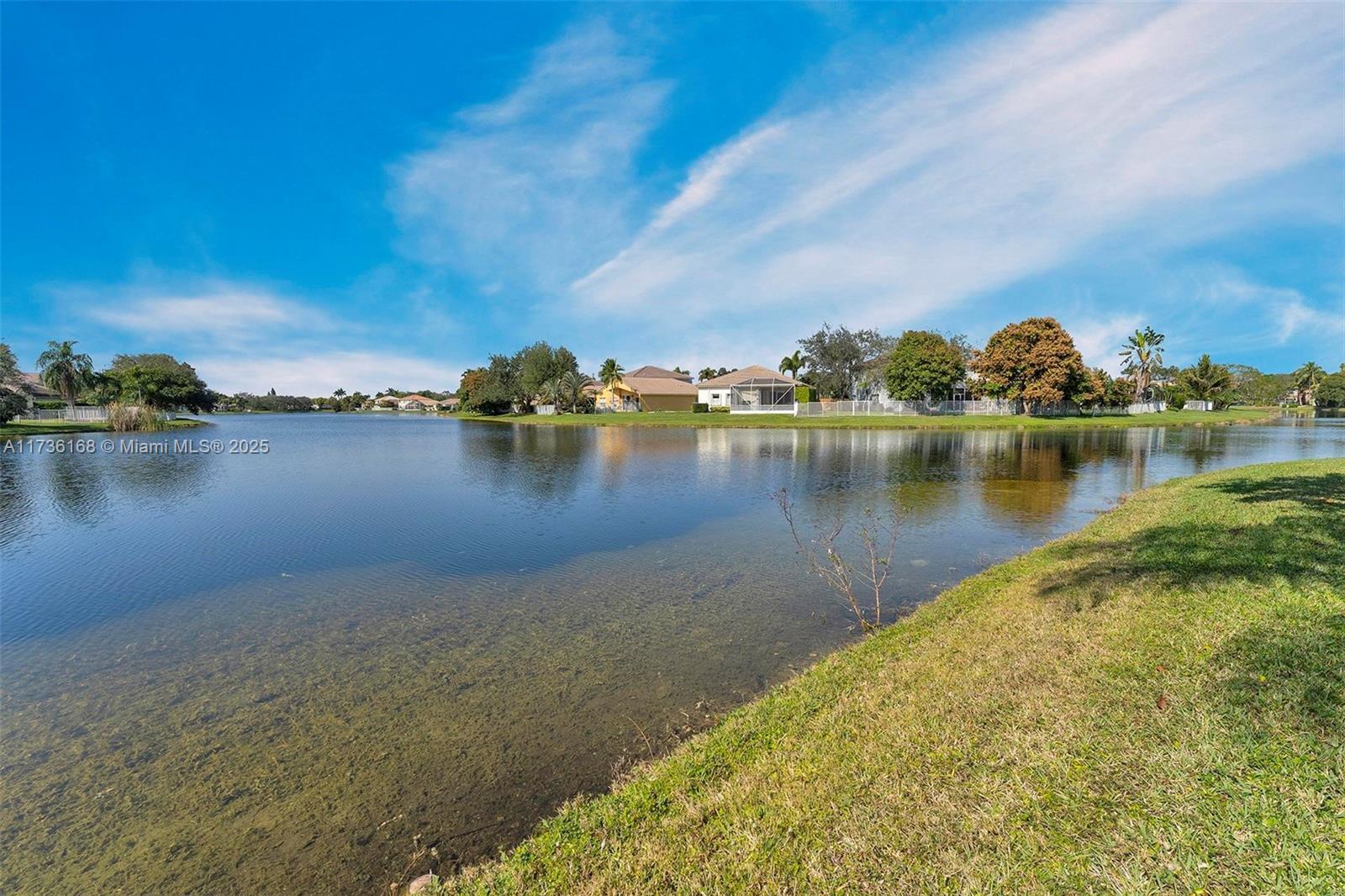 EMERALD COURTS - OPAL CRE - Residential