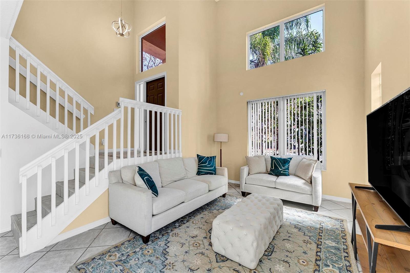 EMERALD COURTS - OPAL CRE - Residential