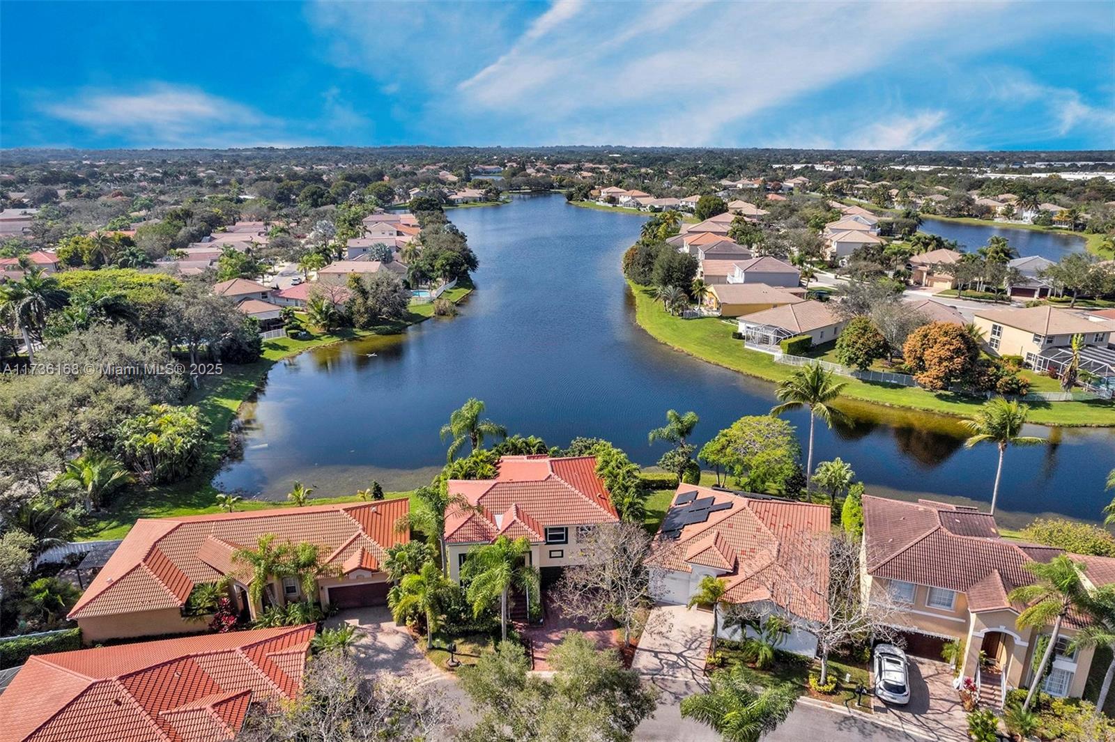 EMERALD COURTS - OPAL CRE - Residential