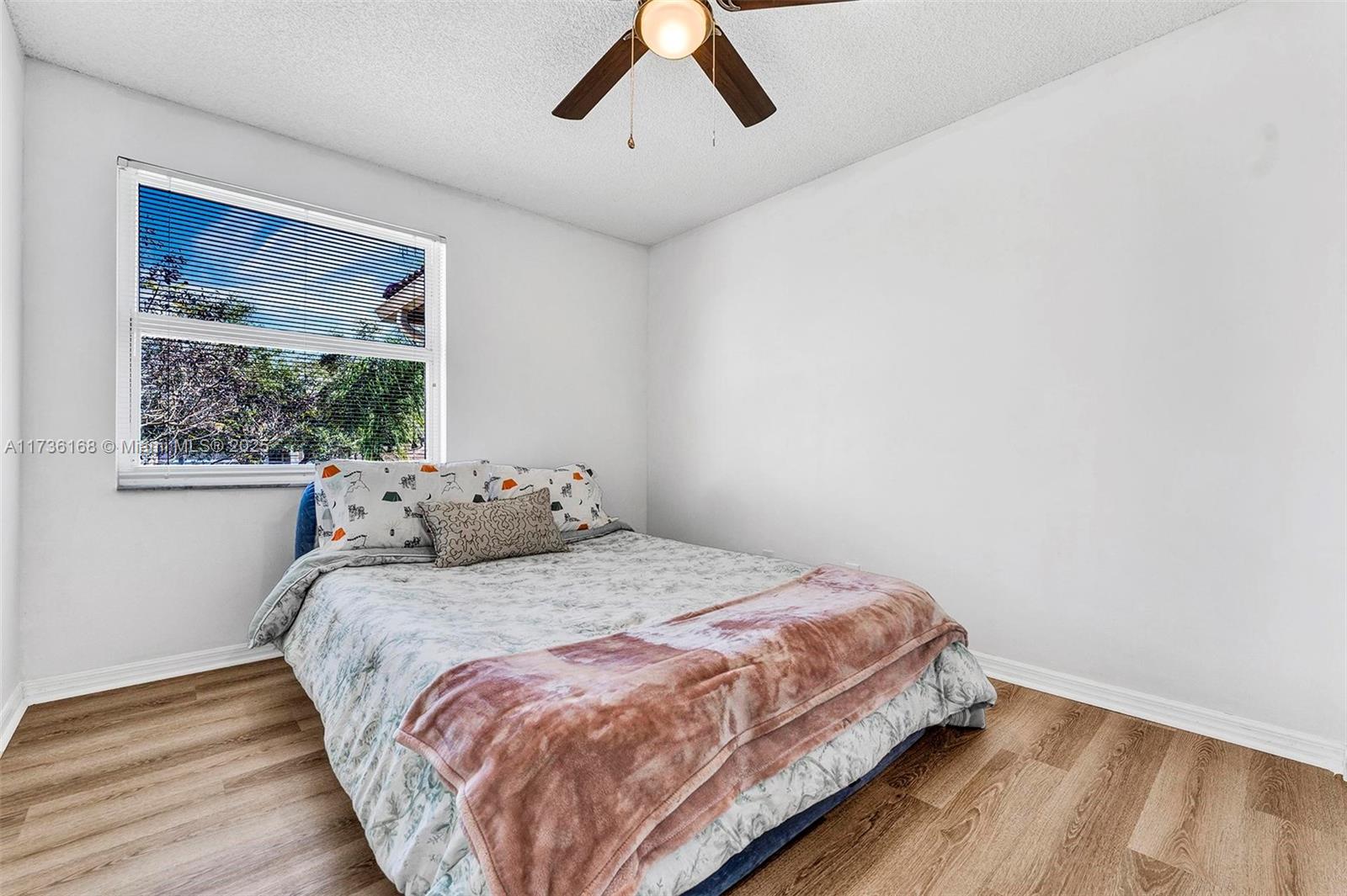 EMERALD COURTS - OPAL CRE - Residential