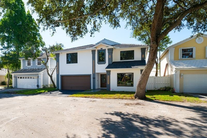 9963 NW 2nd Ct, Plantation FL 33324