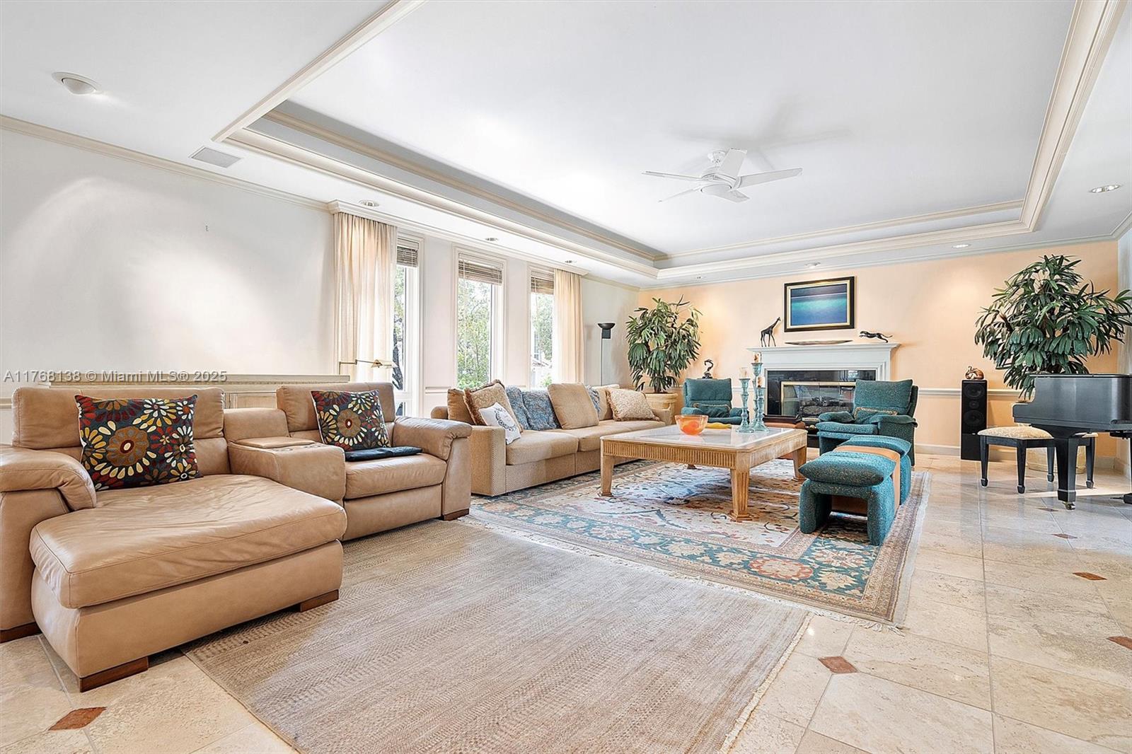 BAYSHORE VILLAS - Residential