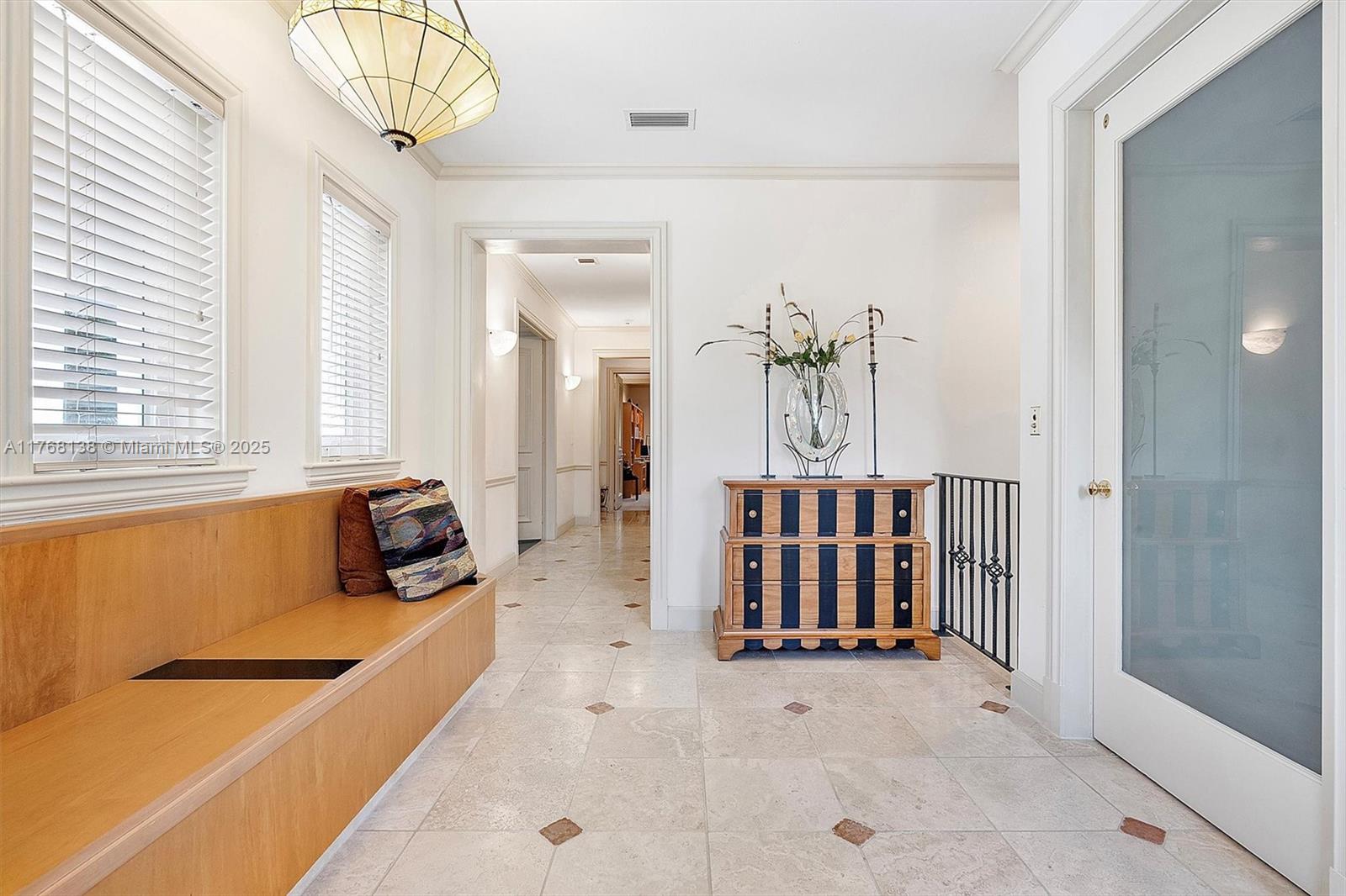 BAYSHORE VILLAS - Residential