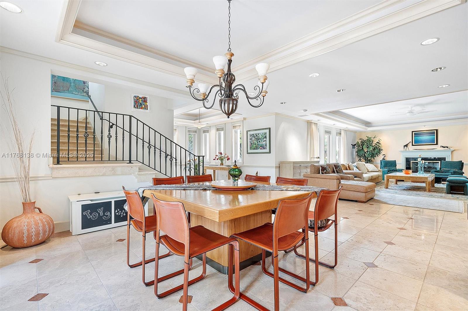 BAYSHORE VILLAS - Residential