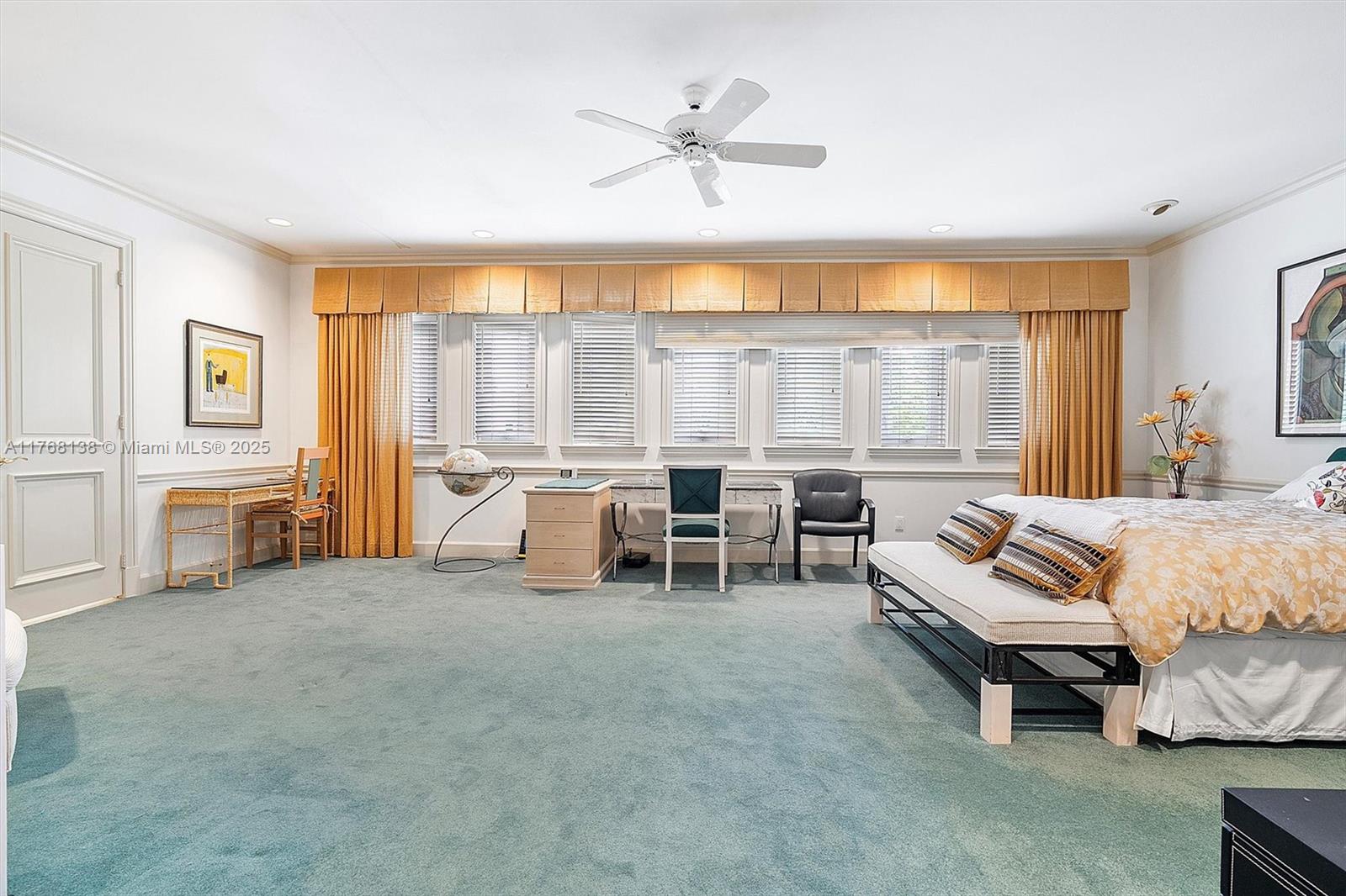 BAYSHORE VILLAS - Residential