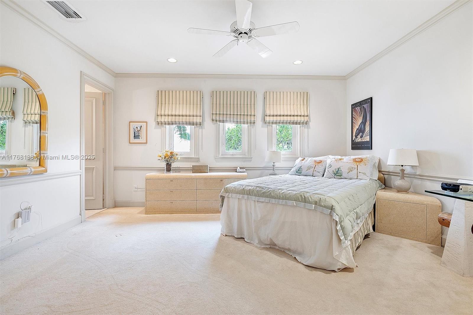 BAYSHORE VILLAS - Residential