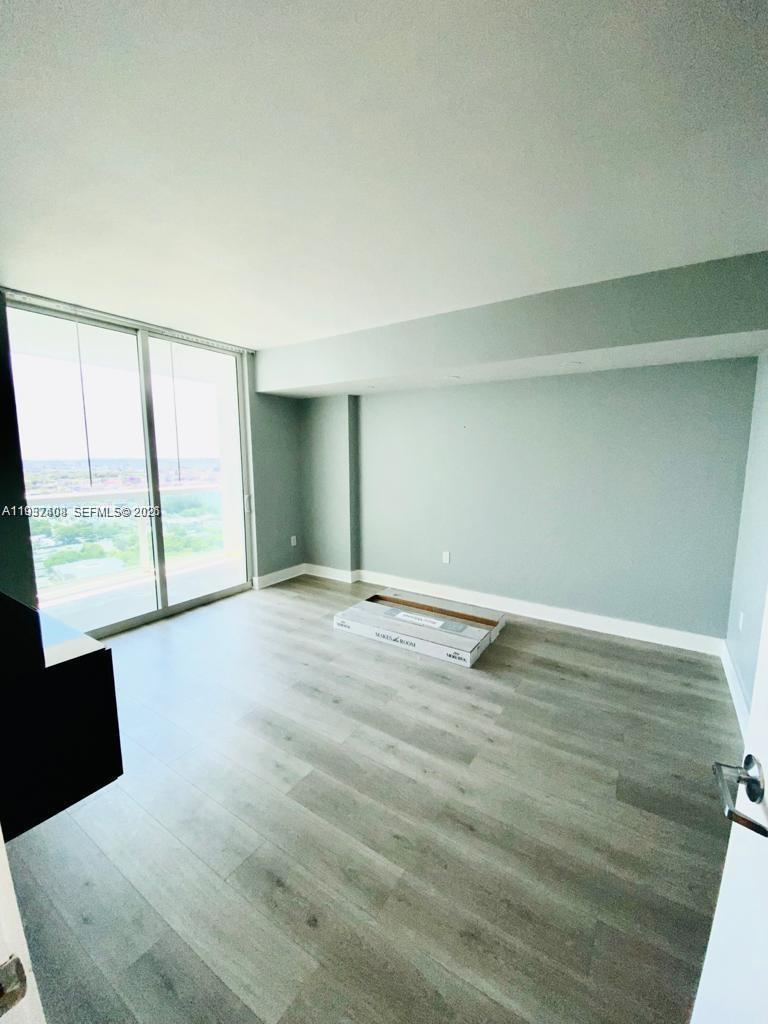 1800 N Bayshore Dr 2606