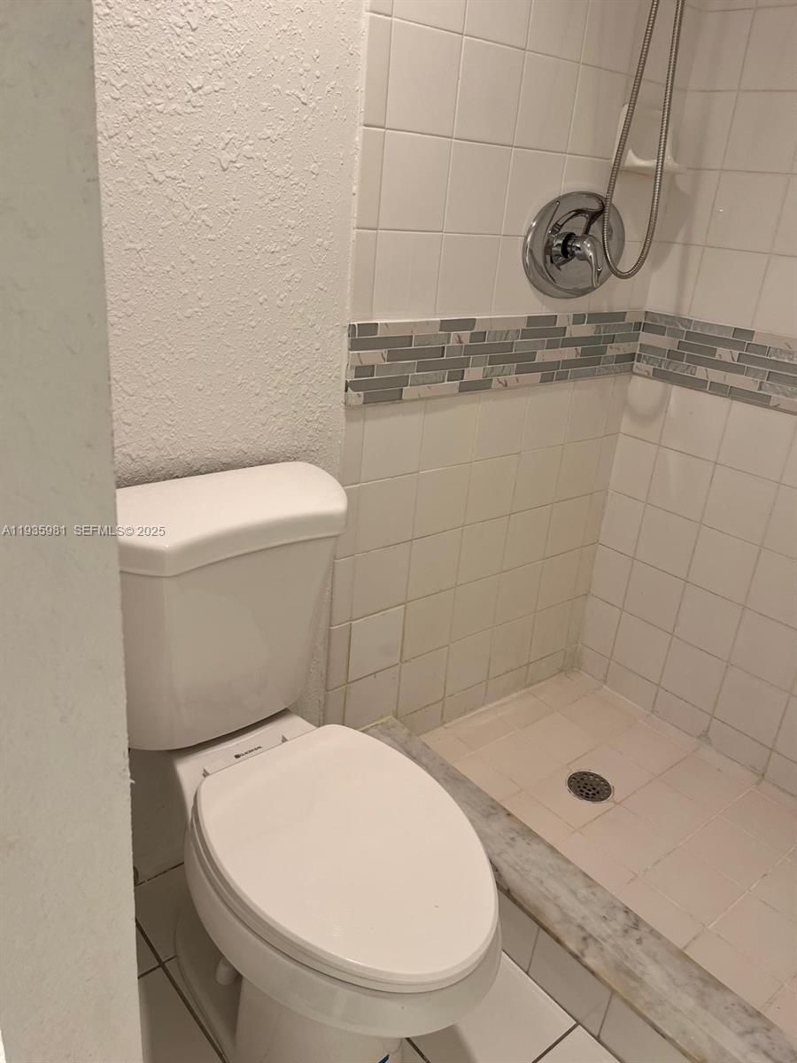 Fidlers Green PH 01 - Residential