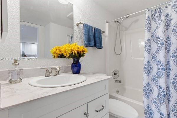 Fidlers Green PH 01 - Residential