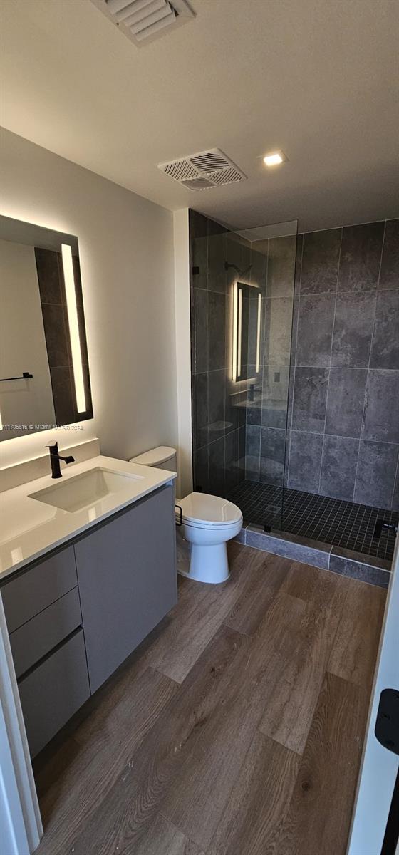 FT LAUDERDALE B-40 - Residential Lease