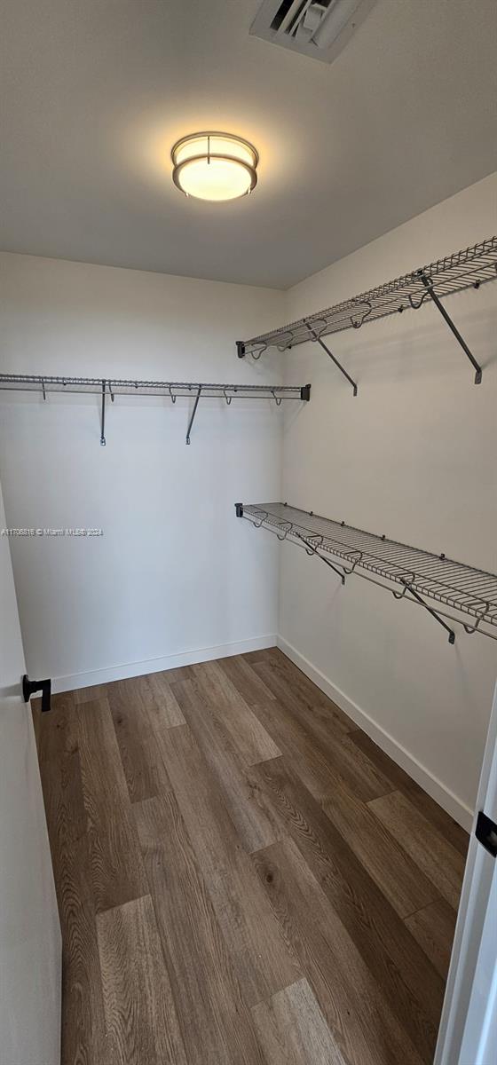 FT LAUDERDALE B-40 - Residential Lease