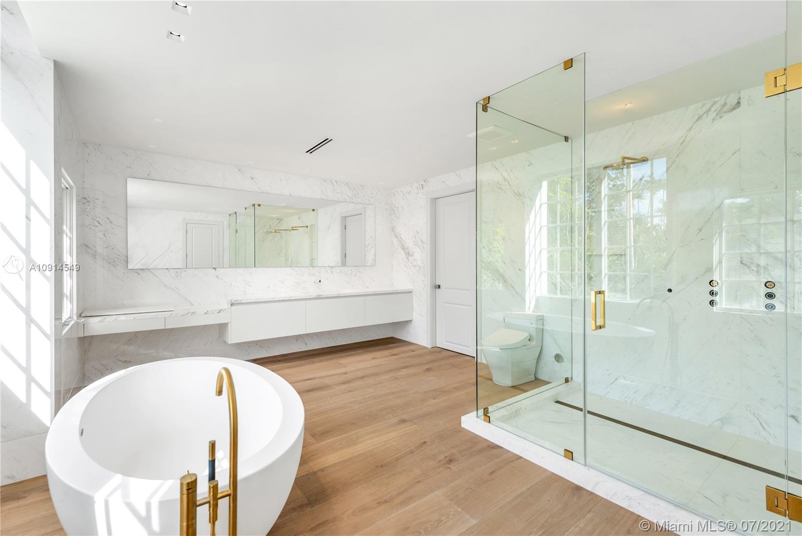 CLEVELAND PARK - Residential