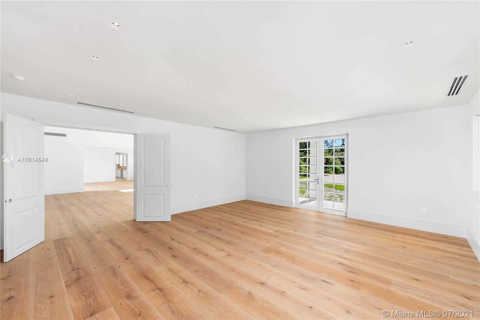 CLEVELAND PARK - Residential