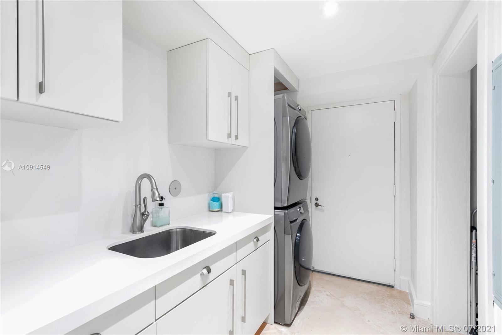 CLEVELAND PARK - Residential