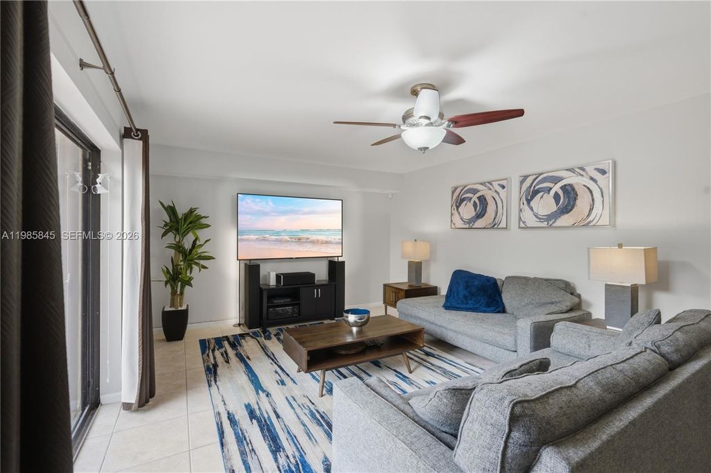 Photo of 752 NW 98th Way, Plantation, FL 33324 (MLS # A11985845)