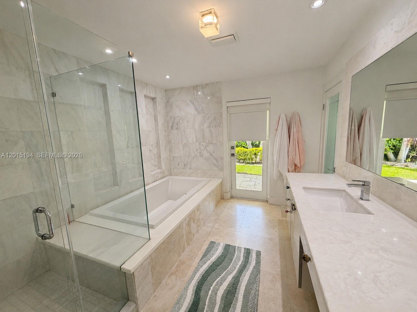 SAN SOUCI ESTATES - Residential Lease