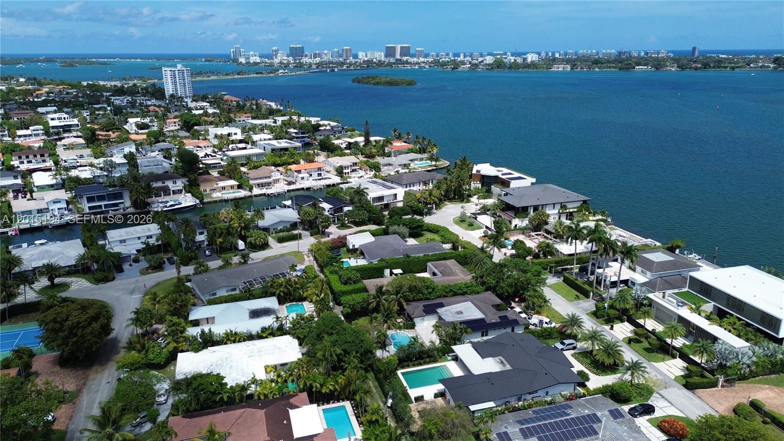 11445 N Bayshore Dr