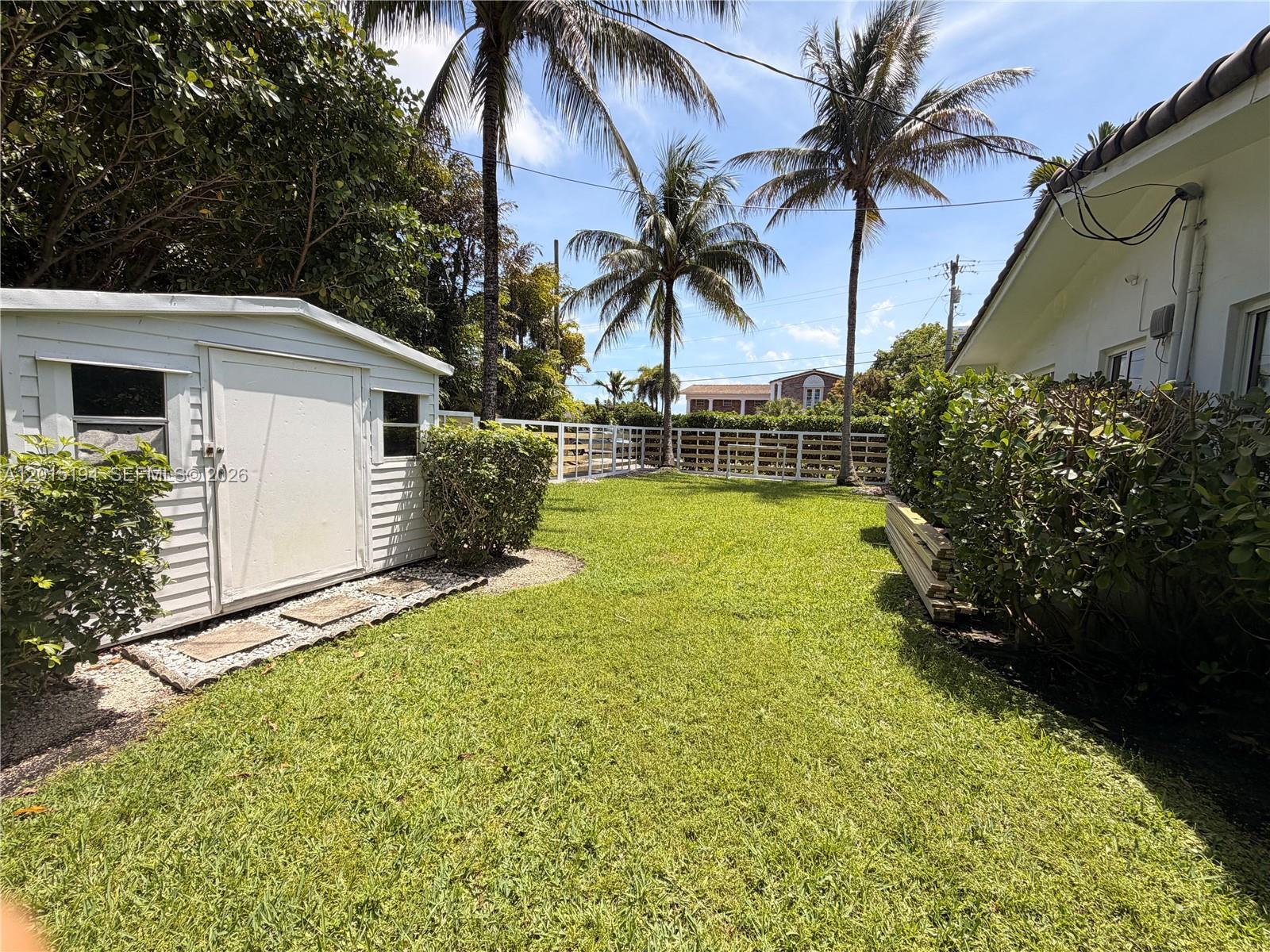 SAN SOUCI ESTATES - Residential Lease
