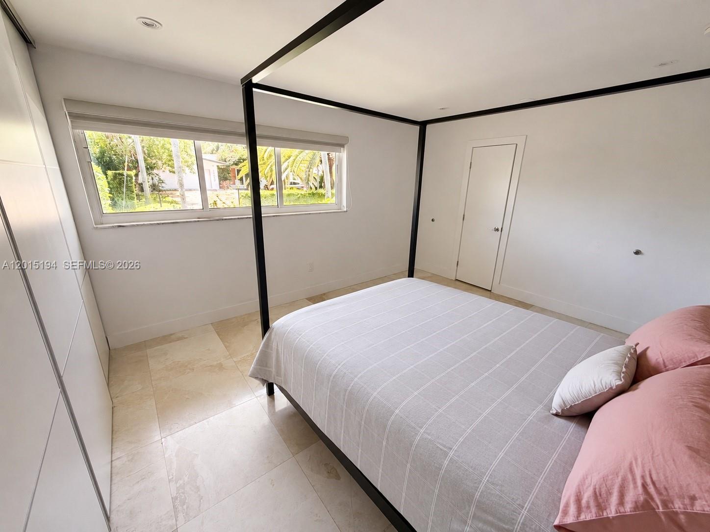 SAN SOUCI ESTATES - Residential Lease