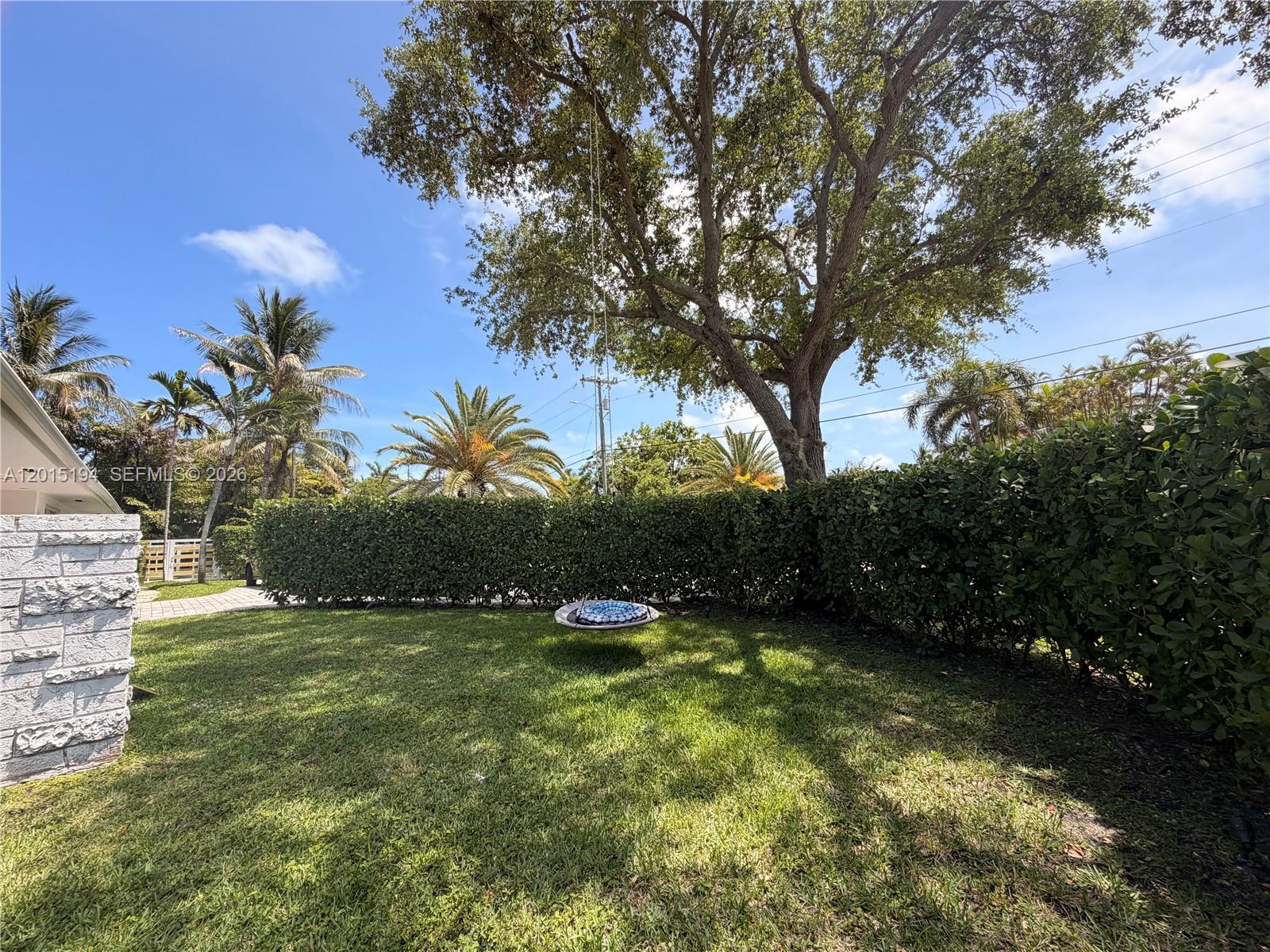SAN SOUCI ESTATES - Residential Lease