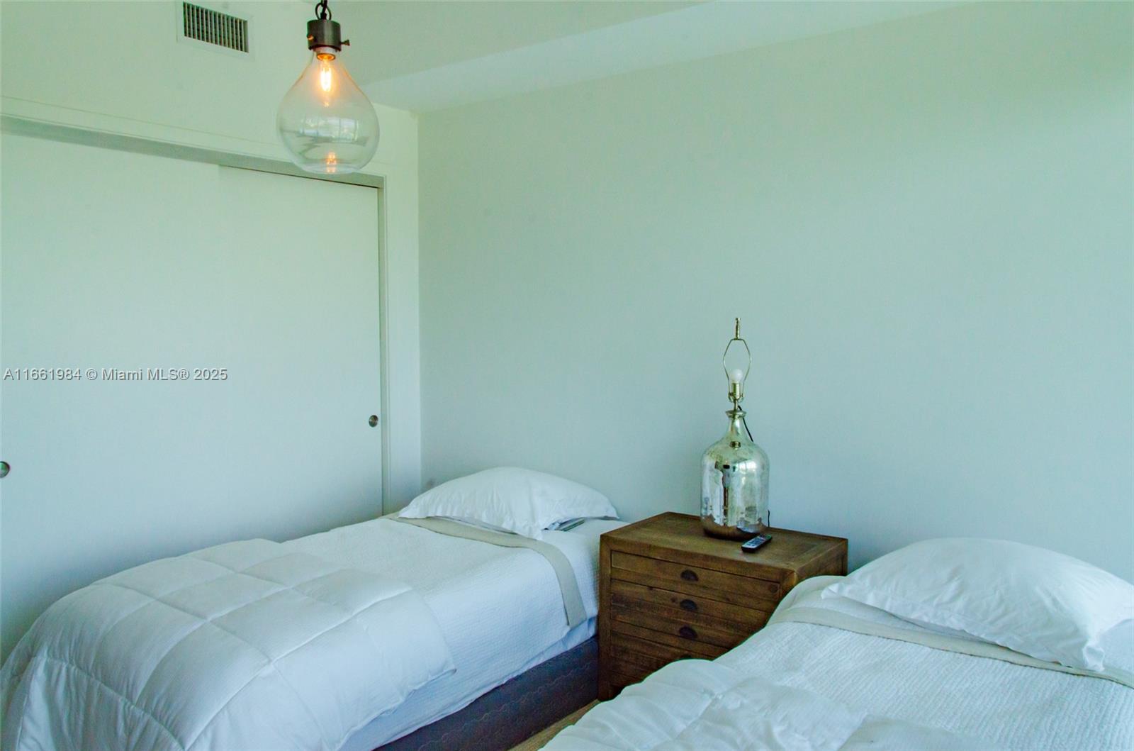 OCEANA KEY BISCAYNE CONDO - Residential