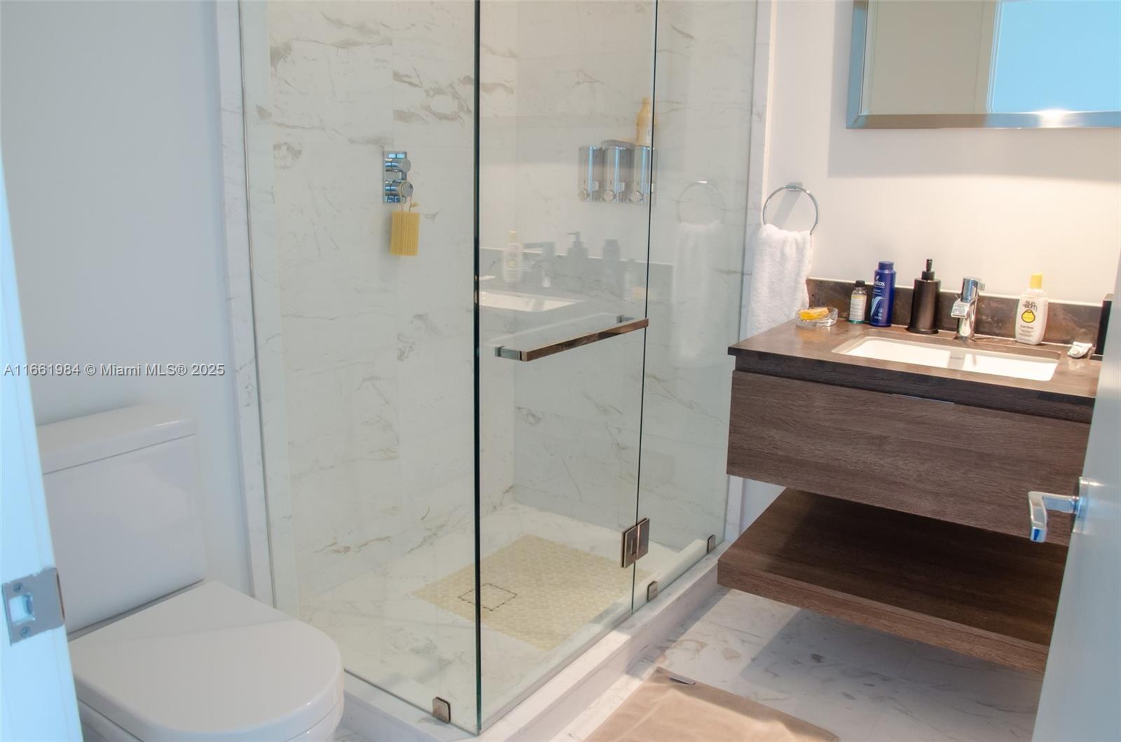 OCEANA KEY BISCAYNE CONDO - Residential