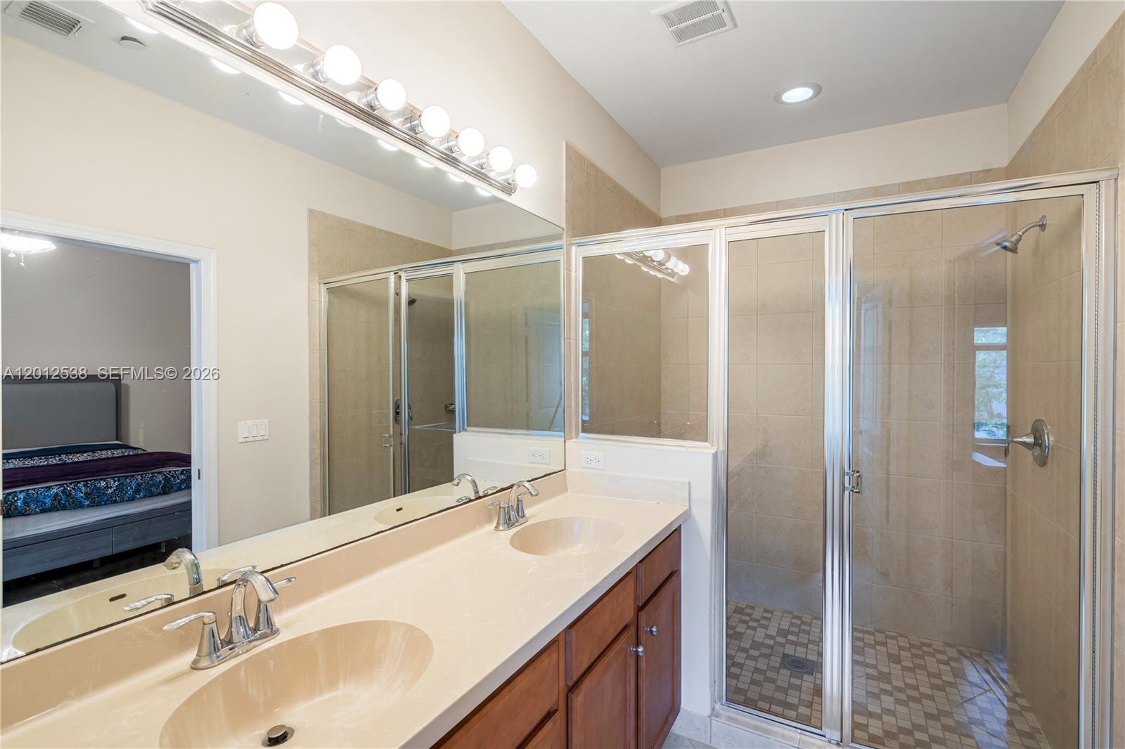 MONTERRA PLAT - Residential Lease