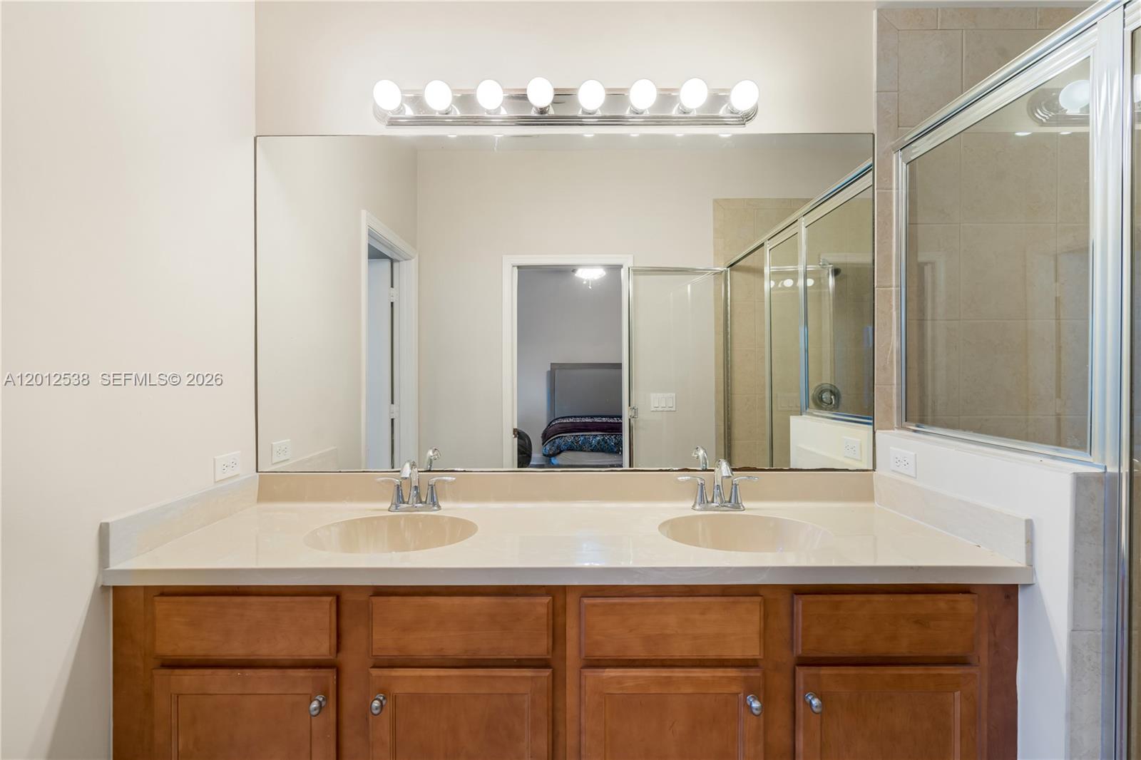 MONTERRA PLAT - Residential Lease