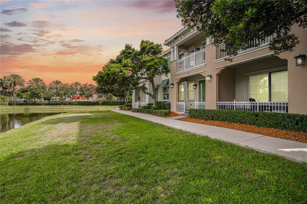Photo of 4025 Cascada Cir #4025, Cooper City, FL 33024 (MLS # A12012538)