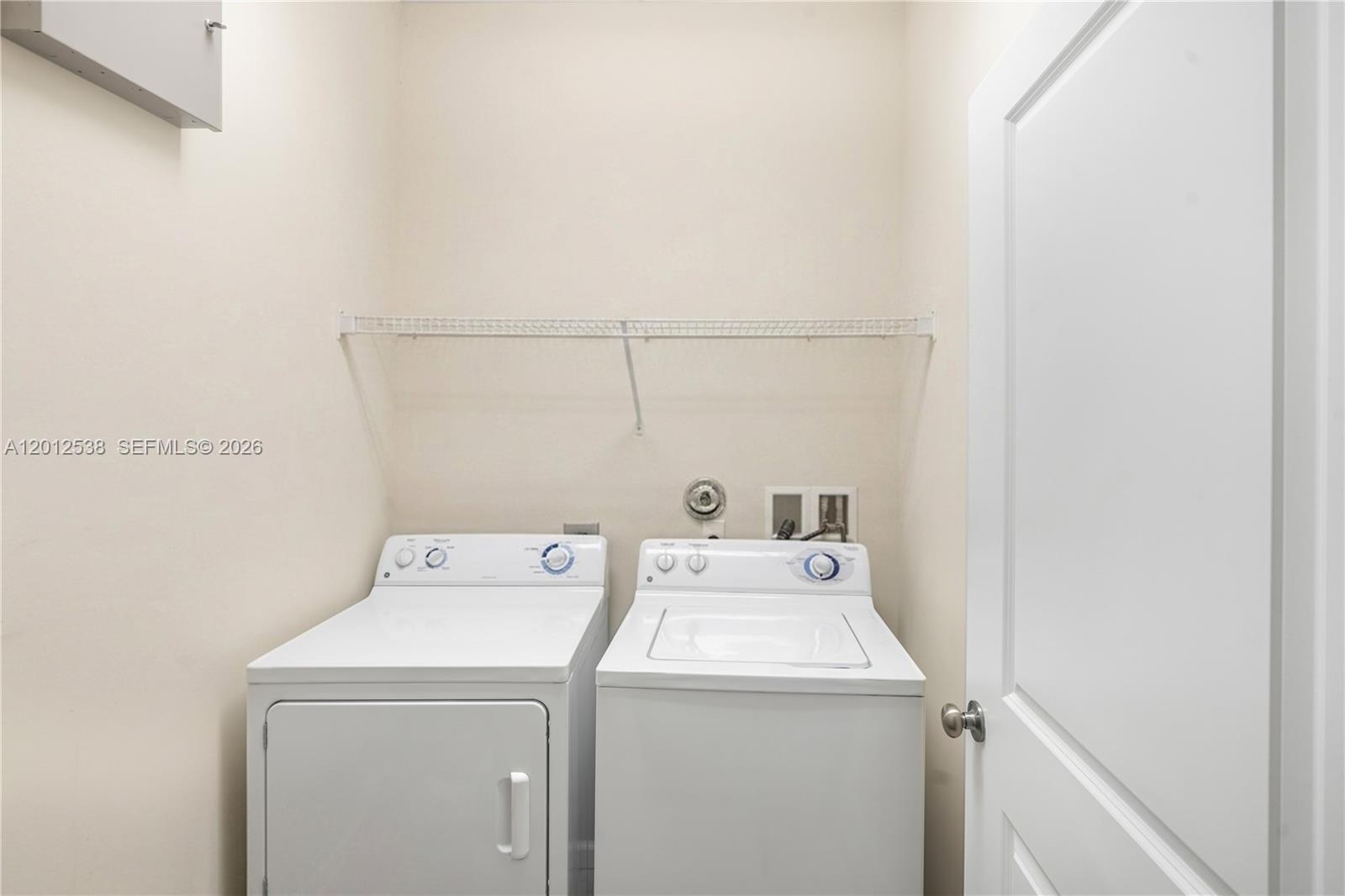 MONTERRA PLAT - Residential Lease