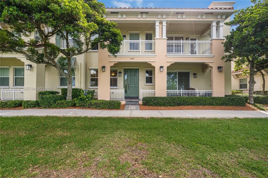 Photo of 4025 Cascada Cir #4025, Cooper City, FL 33024 (MLS # A12012538)