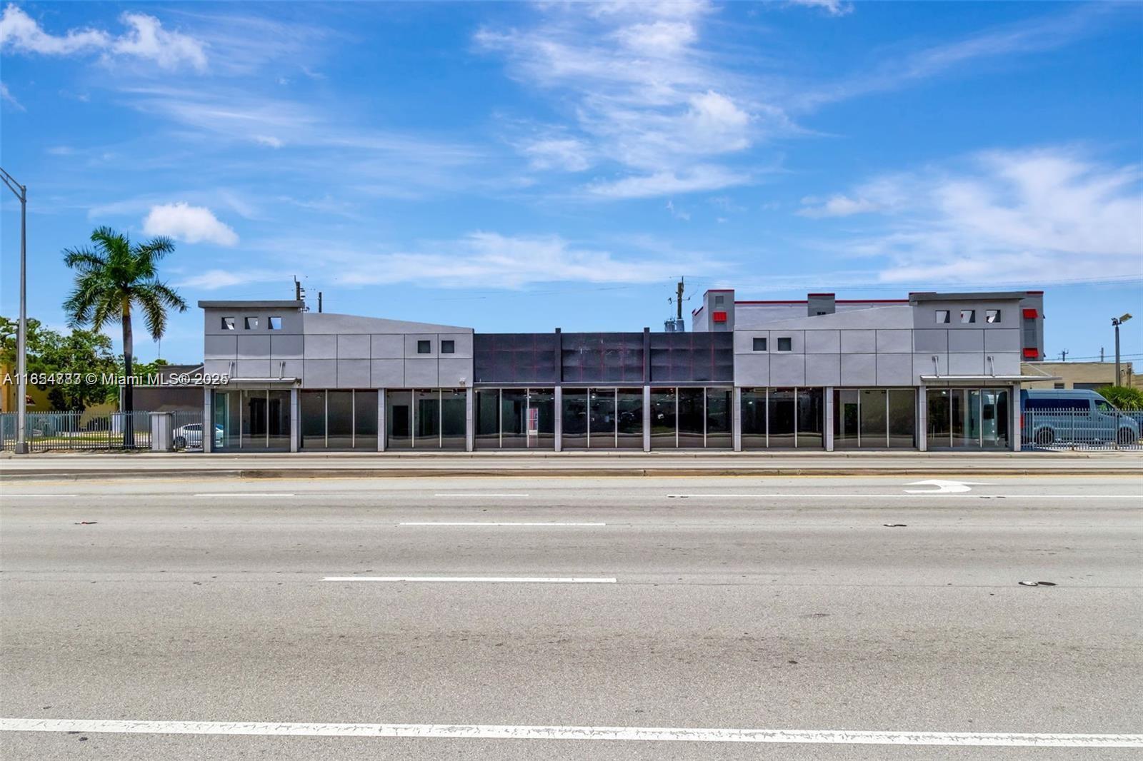 925 W Broward Blvd
